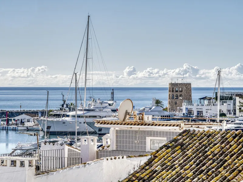 2-Bedroom Apartment in Puerto Banus priced to sell