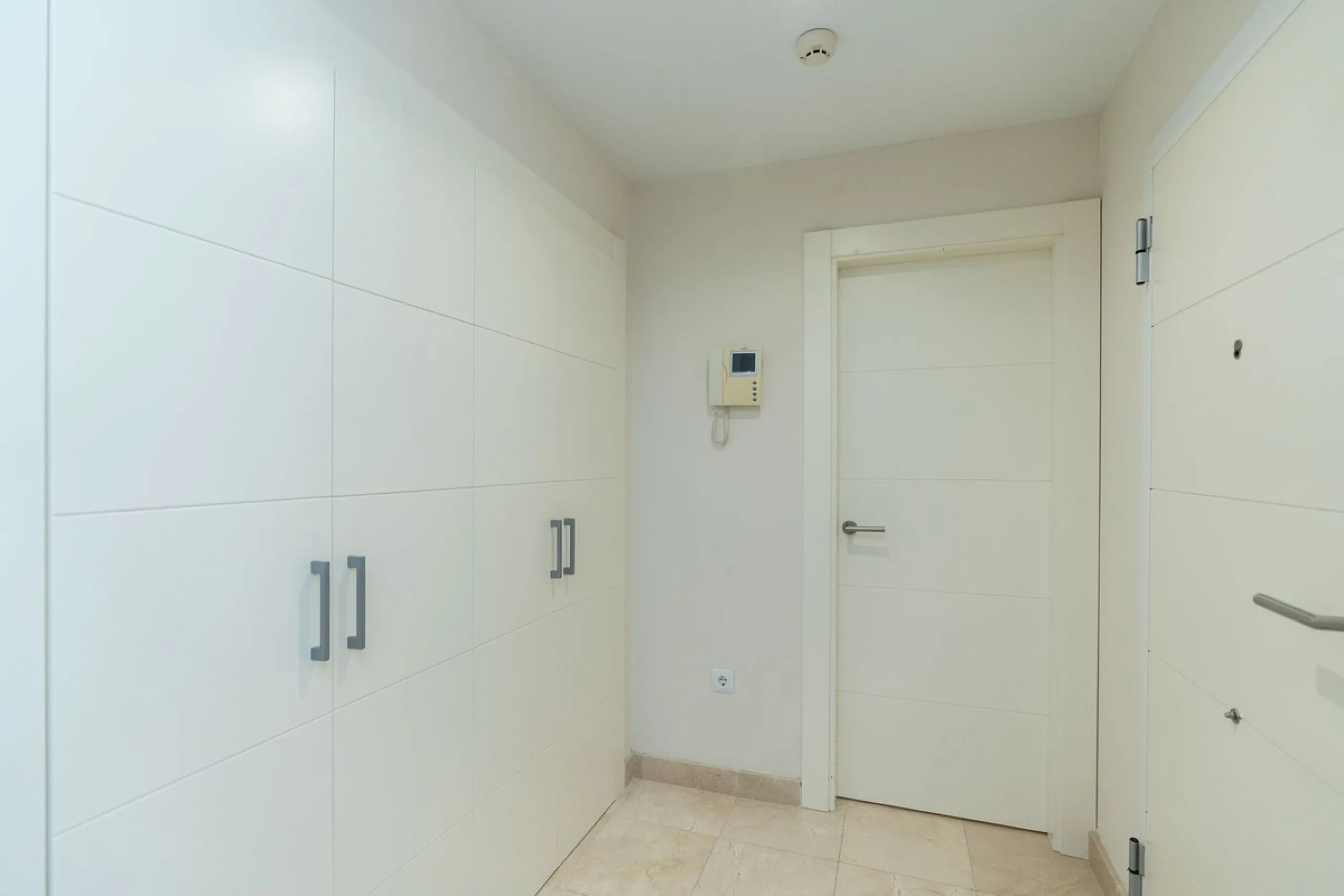 Elegance, Profitability & Prime Location – Apartment in Los Flamingos Golf Resort