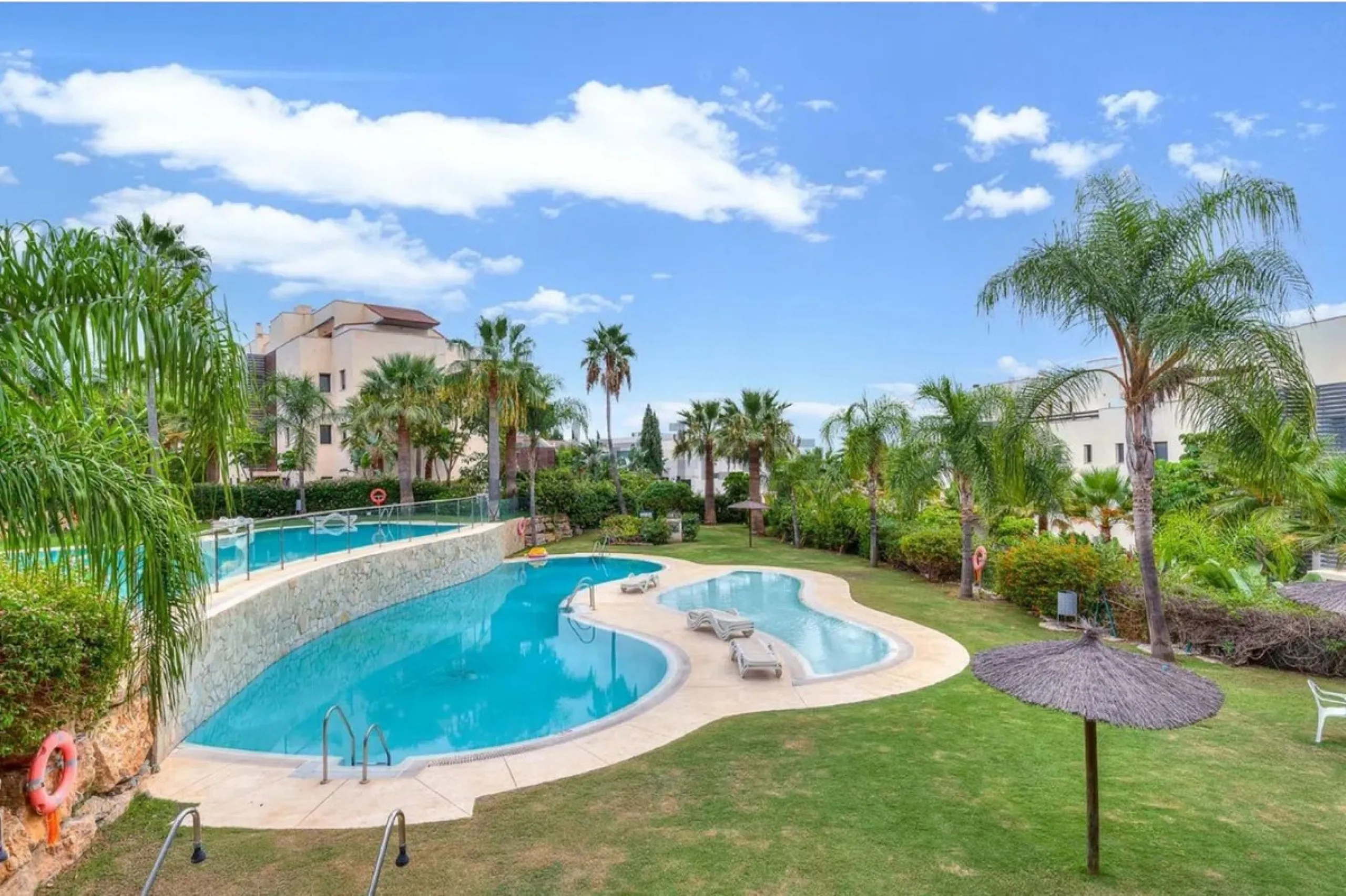 Elegance, Profitability & Prime Location – Apartment in Los Flamingos Golf Resort