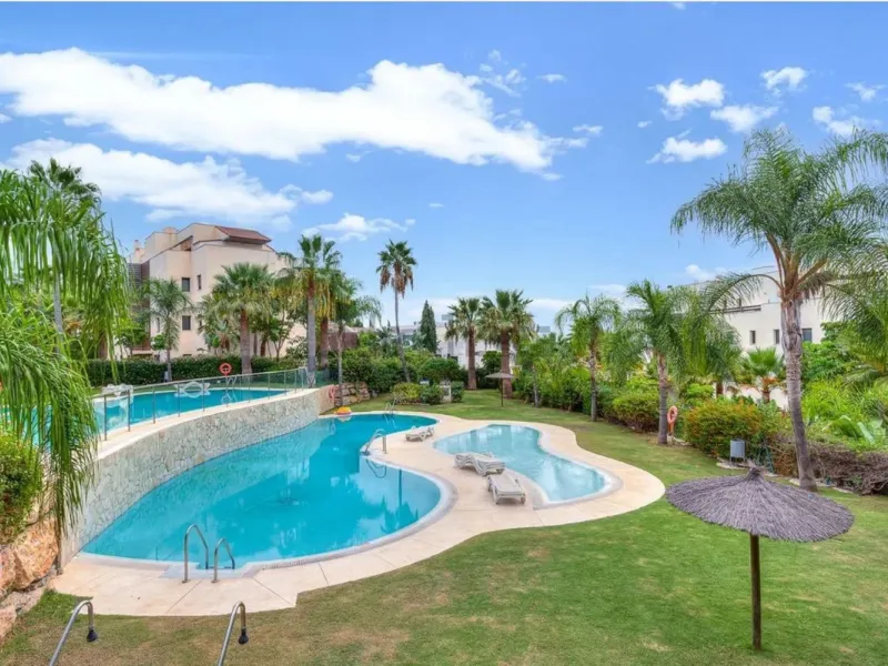 Elegance, Profitability & Prime Location – Apartment in Los Flamingos Golf Resort