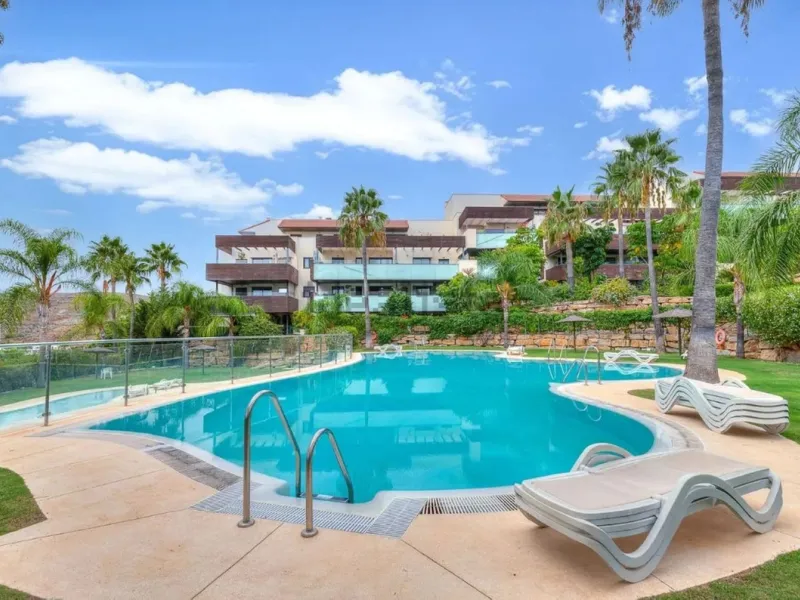 Elegance, Profitability & Prime Location – Apartment in Los Flamingos Golf Resort