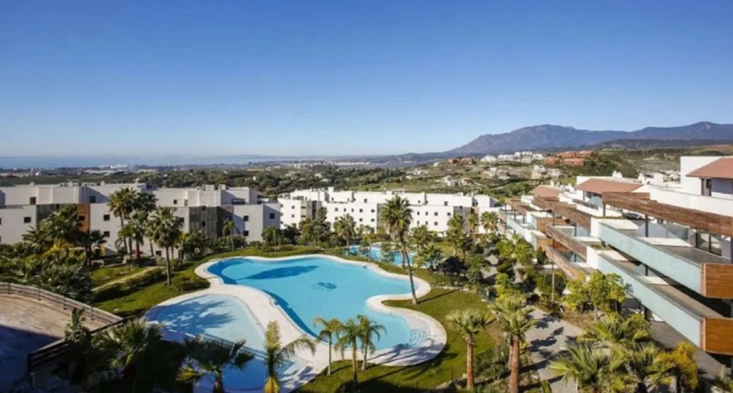 Elegance, Profitability & Prime Location – Apartment in Los Flamingos Golf Resort