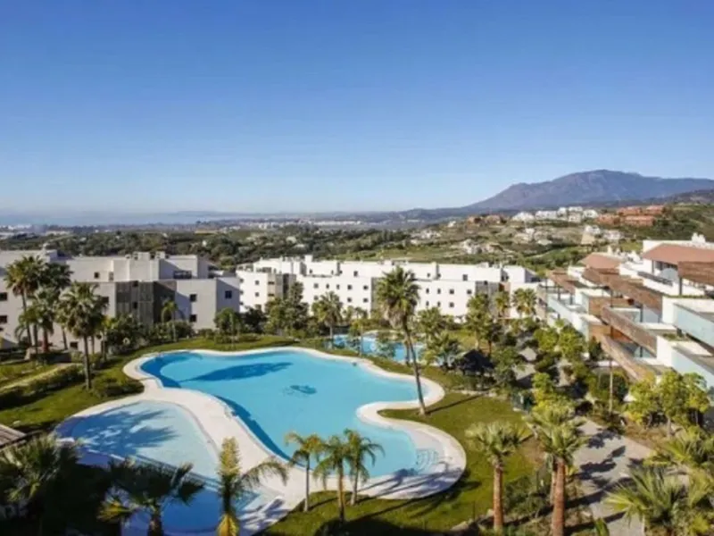 Elegance, Profitability & Prime Location – Apartment in Los Flamingos Golf Resort