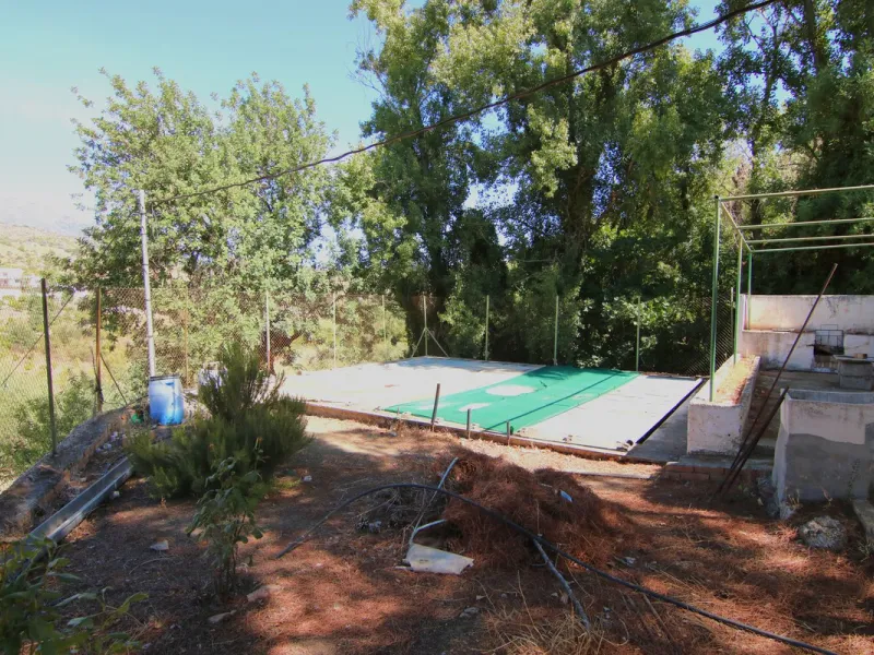 Estate for Sale in Tolox