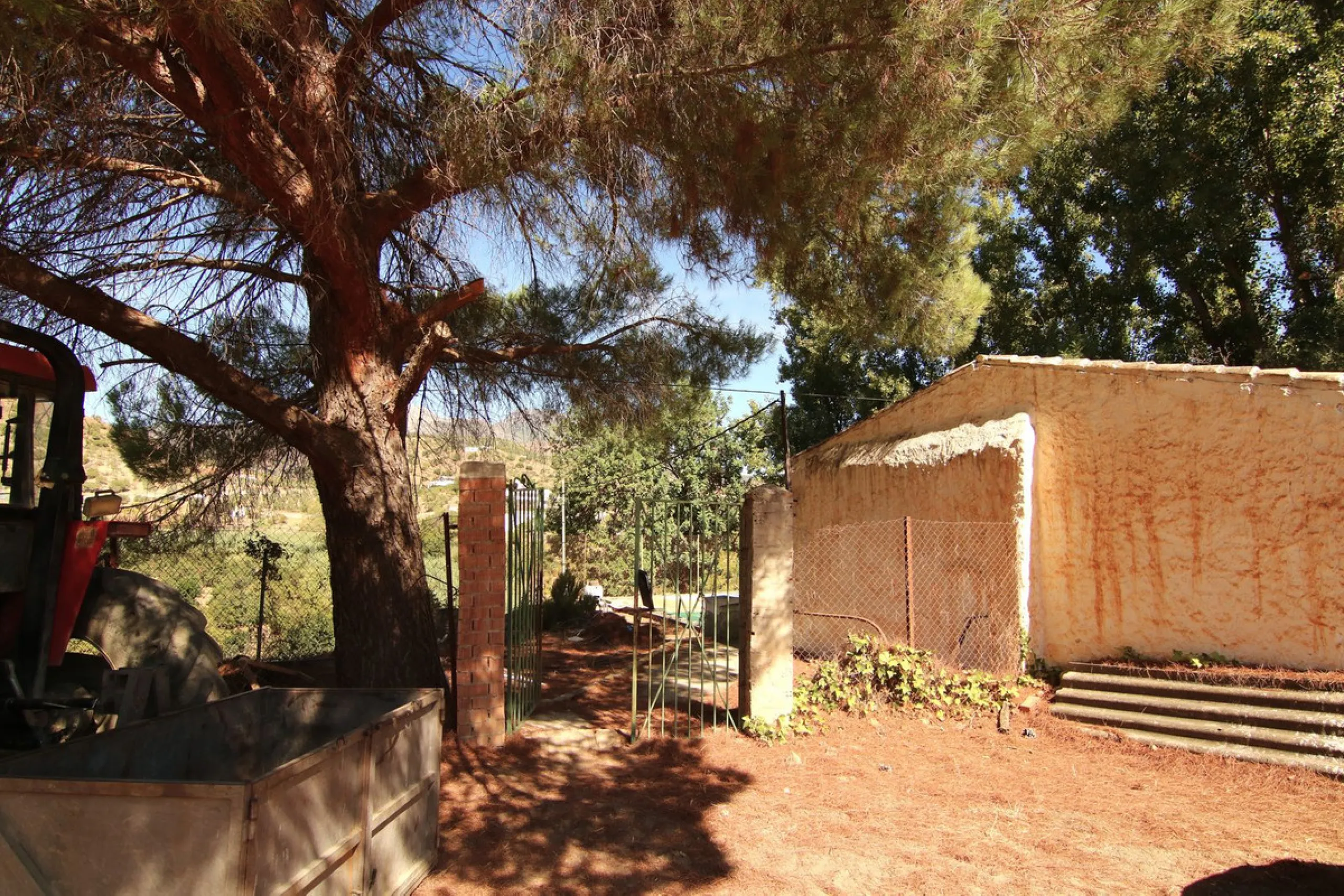 Estate for Sale in Tolox
