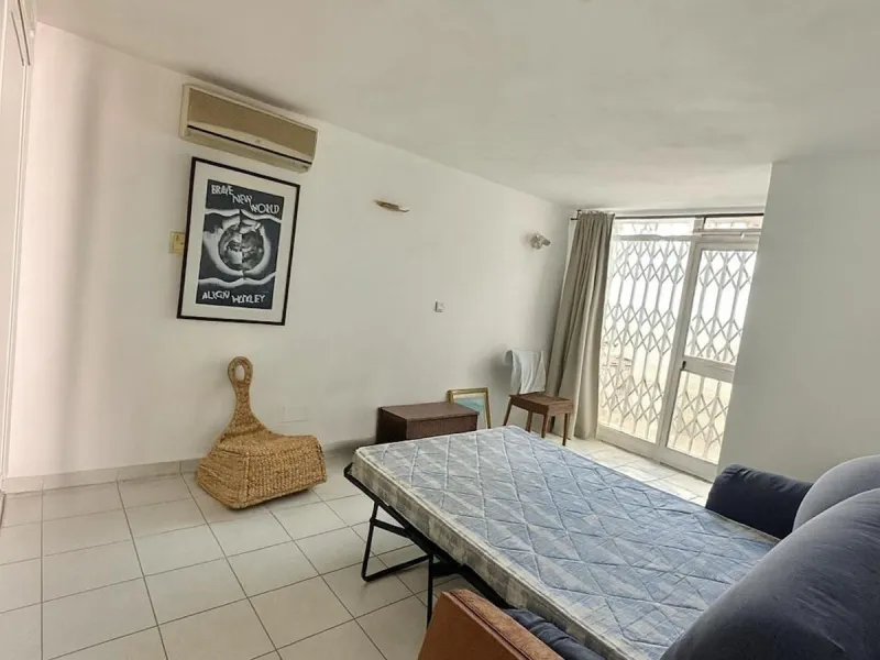 FRONTLINE BEACHFRONT APARTMENT IN SITIO DE CALAHONDA ! IDEAL INVESTMENT OPPORTUNITY !