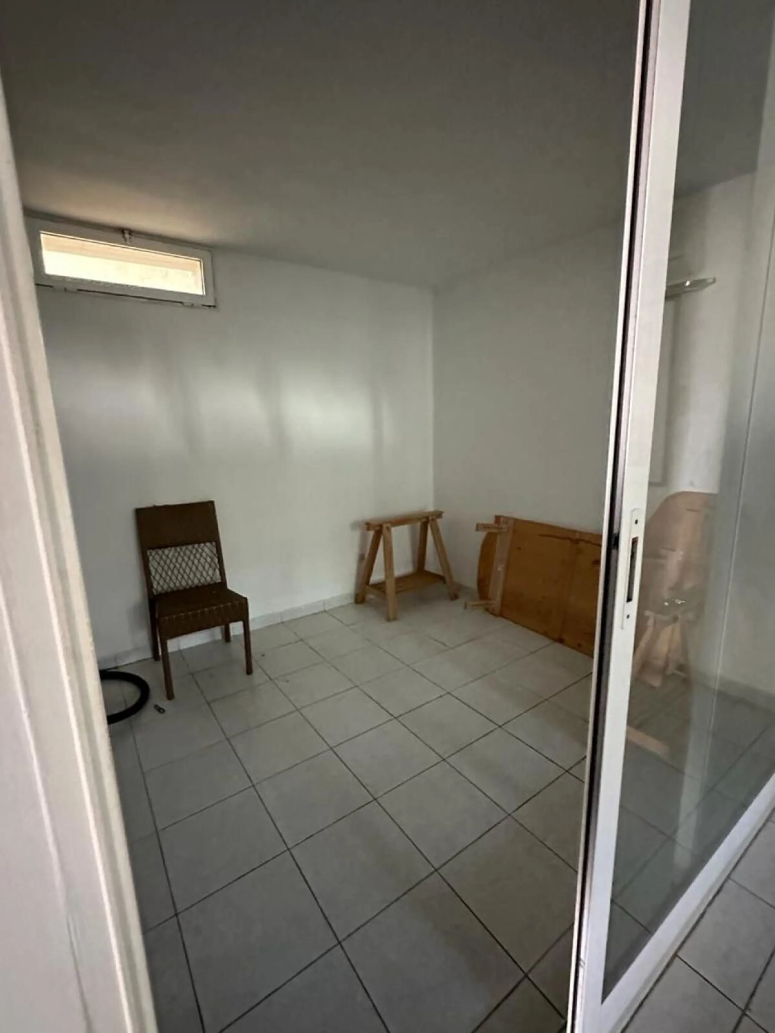 FRONTLINE BEACHFRONT APARTMENT IN SITIO DE CALAHONDA ! IDEAL INVESTMENT OPPORTUNITY !