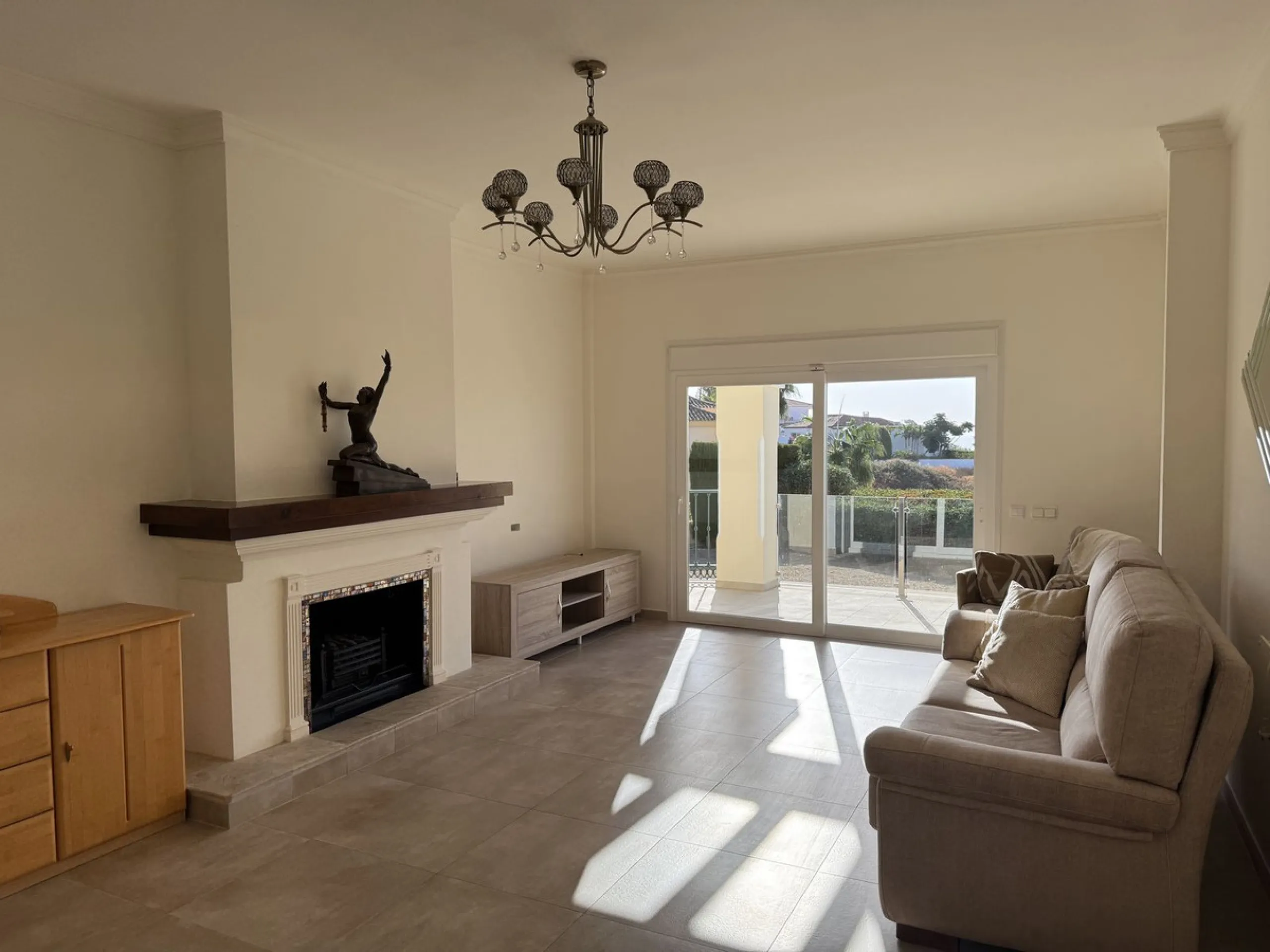 The house has been recently renovated throughout, in the main house you have 4 bedrooms, one bedroom is on the ground floor with a guest toilet, access to the main terrace from the bedroom, on the upper level you have three bedrooms, the largest of the be