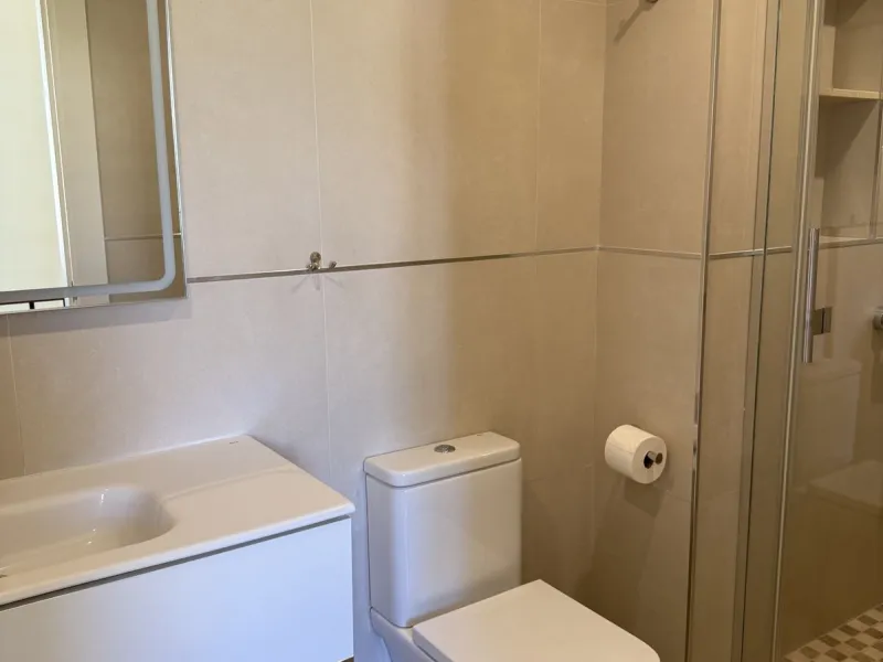The house has been recently renovated throughout, in the main house you have 4 bedrooms, one bedroom is on the ground floor with a guest toilet, access to the main terrace from the bedroom, on the upper level you have three bedrooms, the largest of the be