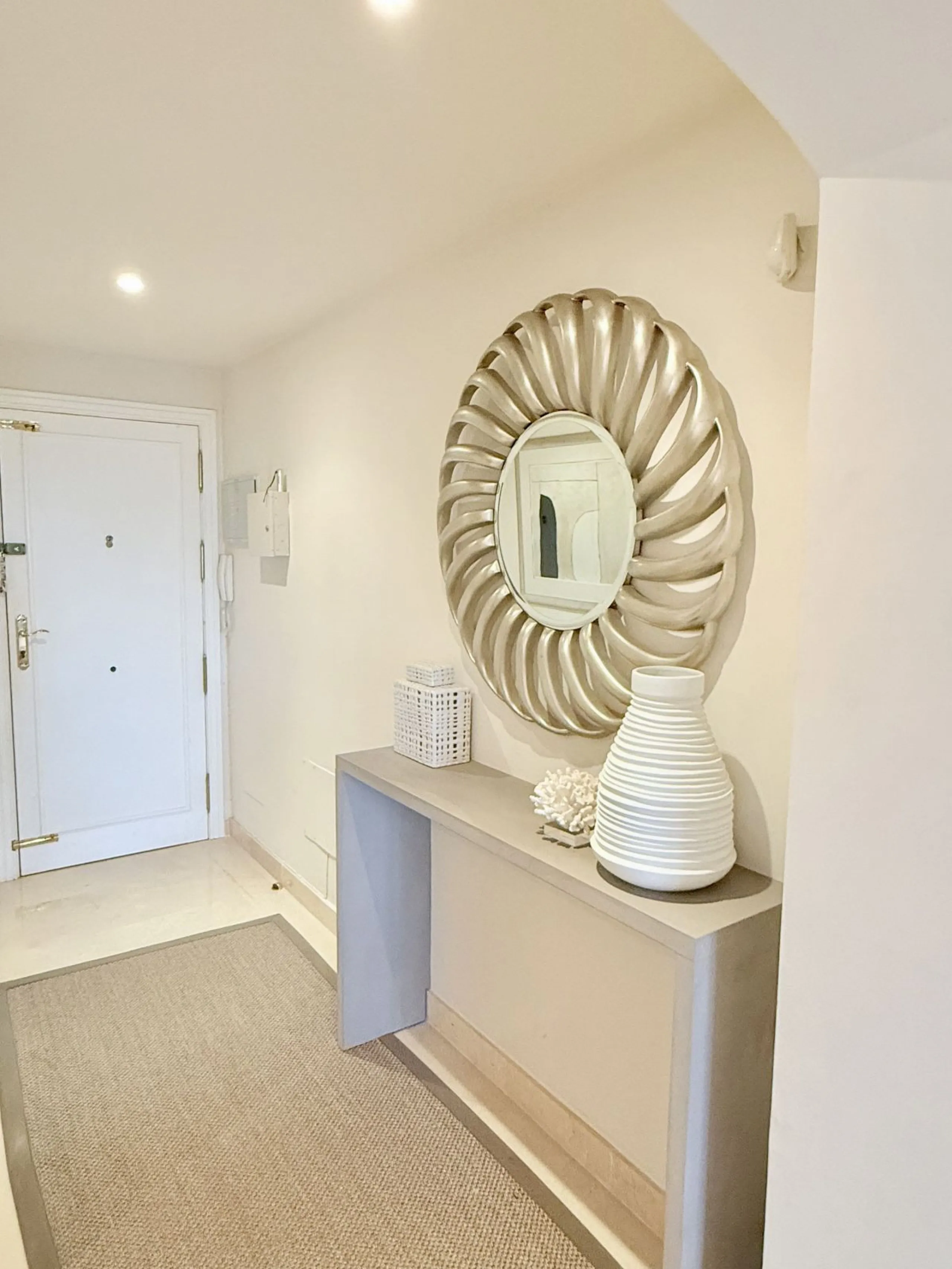 Ground Floor Corner Apartment | Los Arqueros Golf Resort, Benahavís