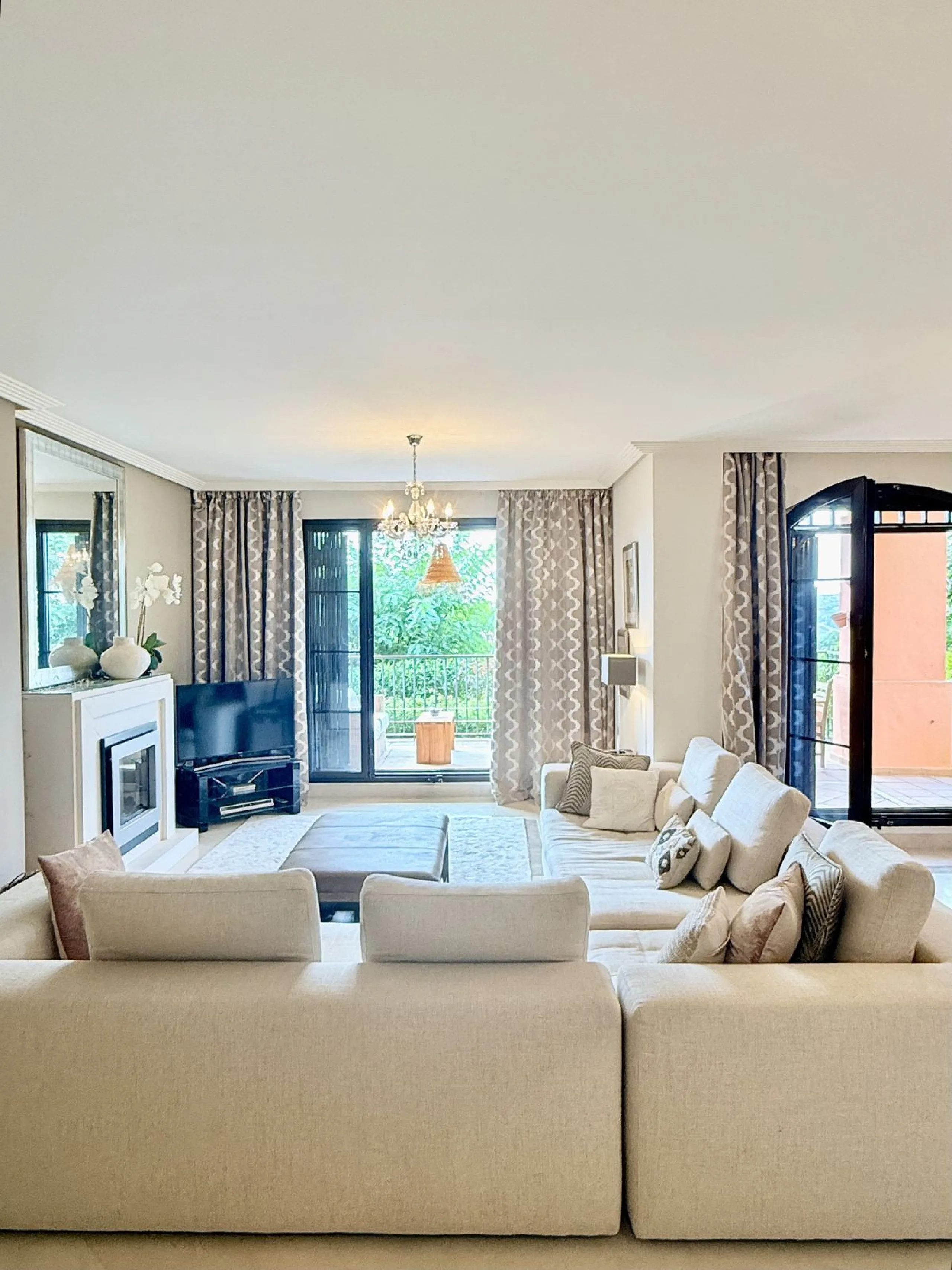 Ground Floor Corner Apartment | Los Arqueros Golf Resort, Benahavís