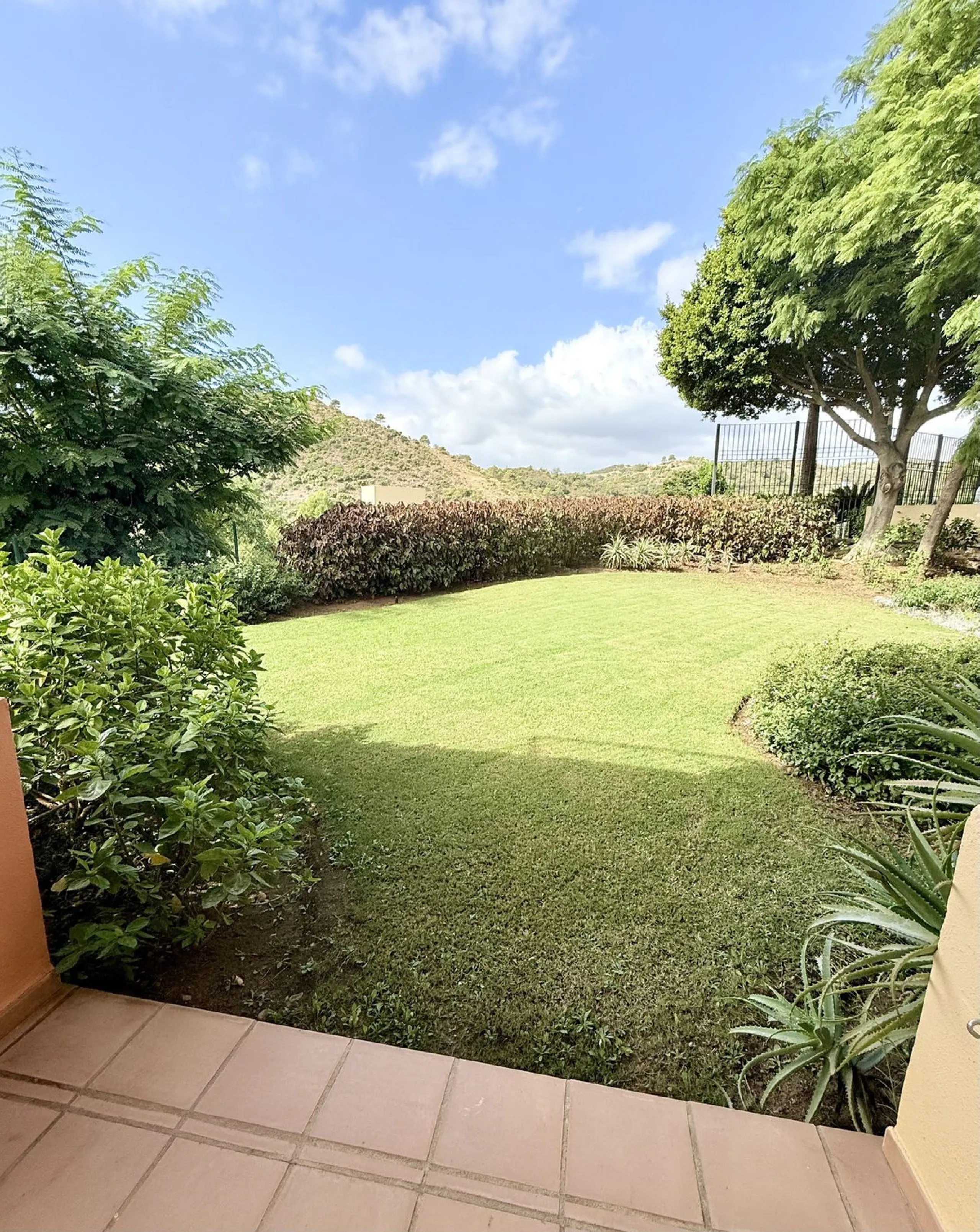 Ground Floor Corner Apartment | Los Arqueros Golf Resort, Benahavís