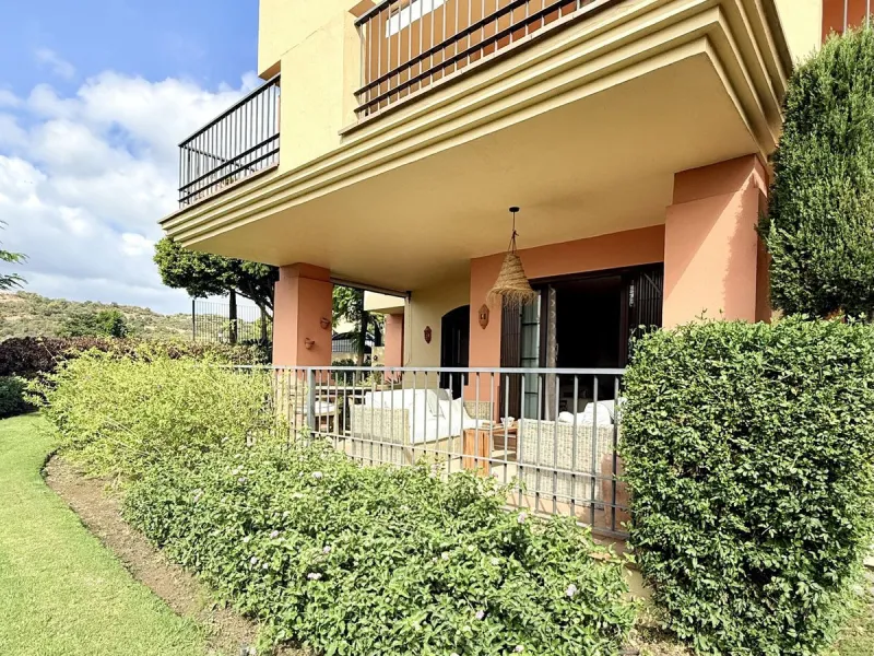Ground Floor Corner Apartment | Los Arqueros Golf Resort, Benahavís