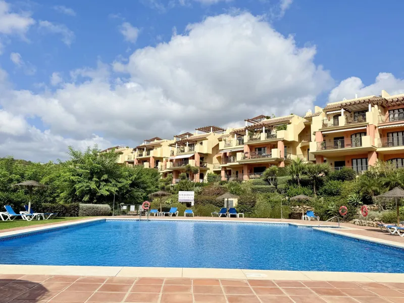 Ground Floor Corner Apartment | Los Arqueros Golf Resort, Benahavís