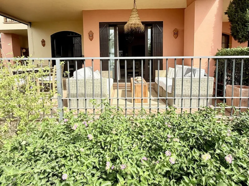 Ground Floor Corner Apartment | Los Arqueros Golf Resort, Benahavís