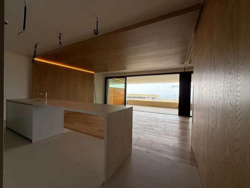 Apartment - Middle Floor Apartment в продаже в Fuengirola, Málaga. В доме 3 спален и 2 ванных комнат. Площадь дома 111 м²