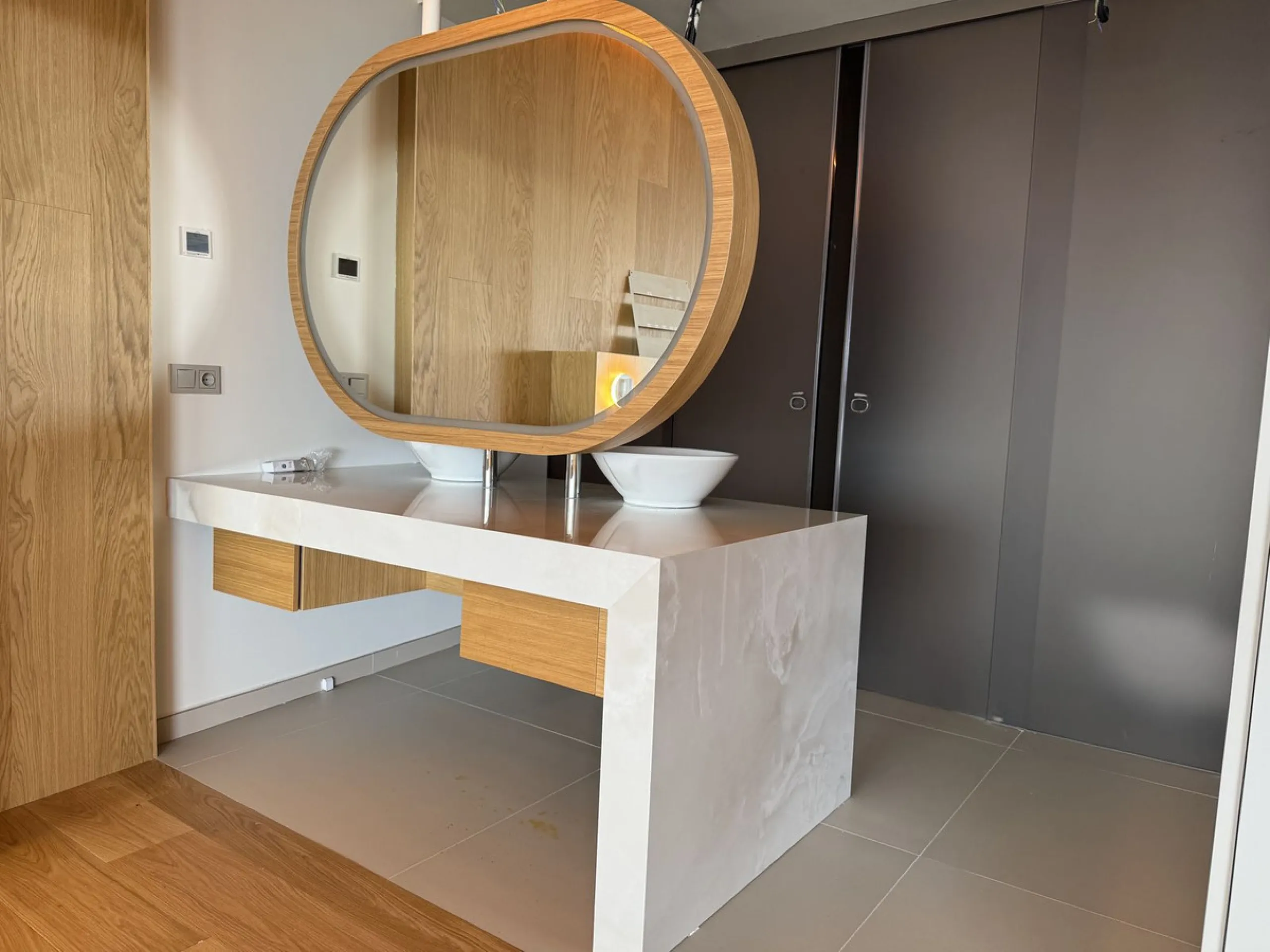 Be among the very first to reserve this stunning brand-new, just-completed 3-bed, 2-bath apartment. Spread across 140 m² built, the open-plan living and kitchen area is bright and spacious, with floor-to-ceiling sliding glass doors that seamlessly extend 
