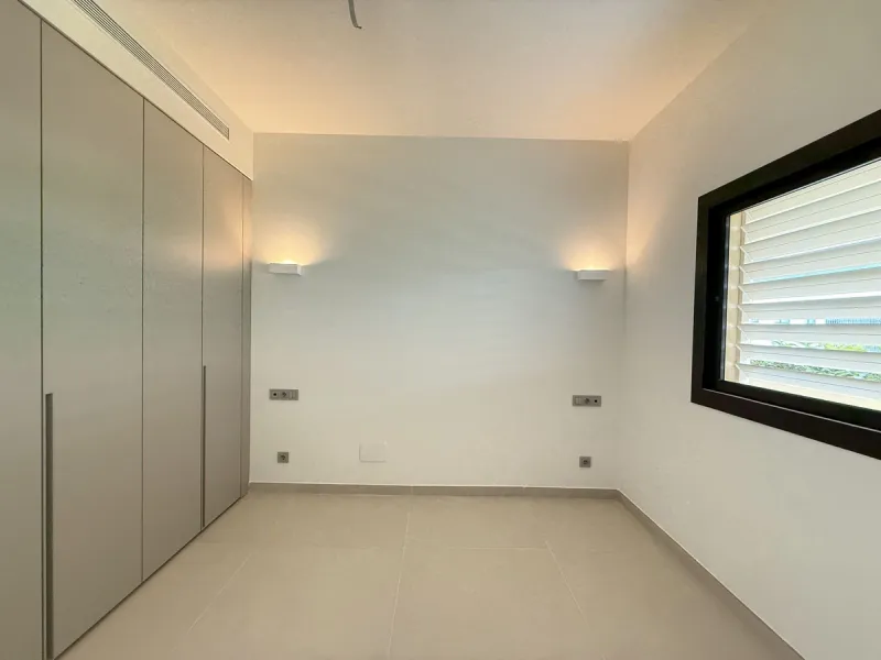 Be among the very first to reserve this stunning brand-new, just-completed 3-bed, 2-bath apartment. Spread across 140 m² built, the open-plan living and kitchen area is bright and spacious, with floor-to-ceiling sliding glass doors that seamlessly extend 