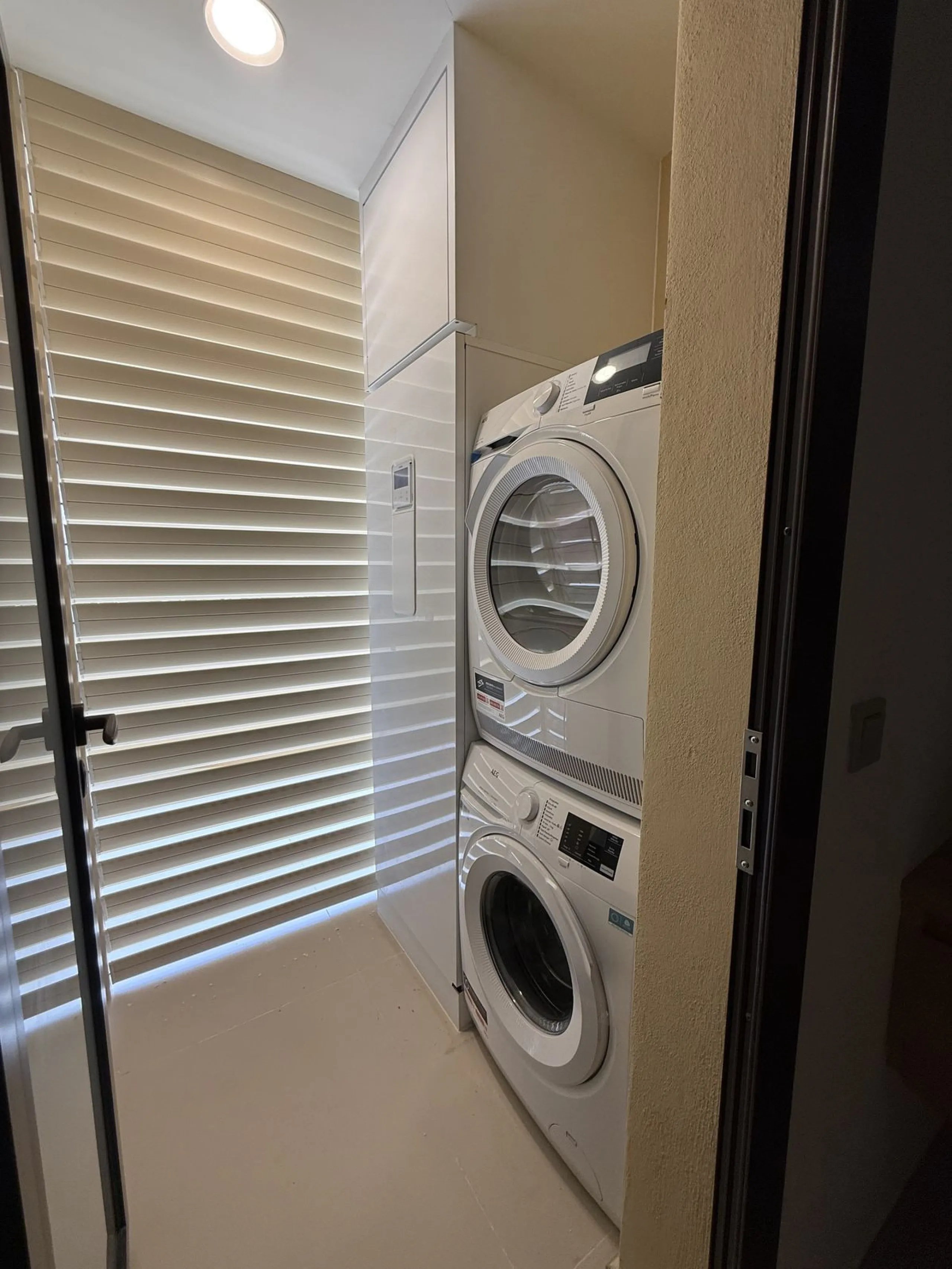 Be among the very first to reserve this stunning brand-new, just-completed 3-bed, 2-bath apartment. Spread across 140 m² built, the open-plan living and kitchen area is bright and spacious, with floor-to-ceiling sliding glass doors that seamlessly extend 