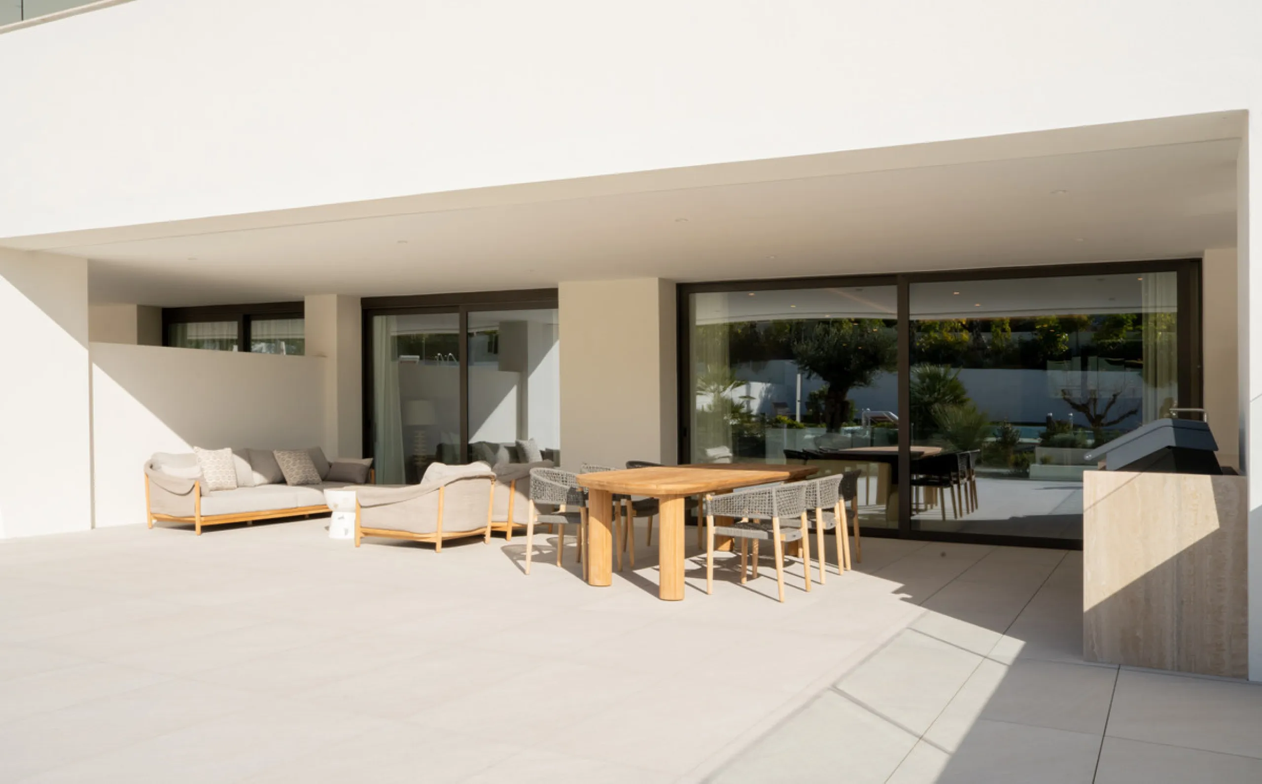 Apartment - Ground Floor Apartment в продаже в Marbella, Málaga. В доме 4 спален и 4 ванных комнат. Площадь дома 286 м²
