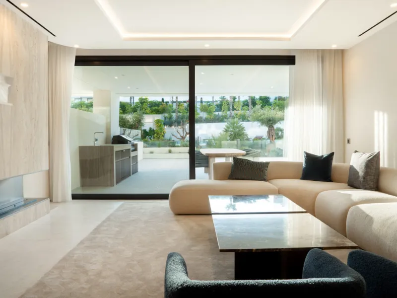Apartment - Ground Floor Apartment в продаже в Marbella, Málaga. В доме 4 спален и 4 ванных комнат. Площадь дома 286 м²
