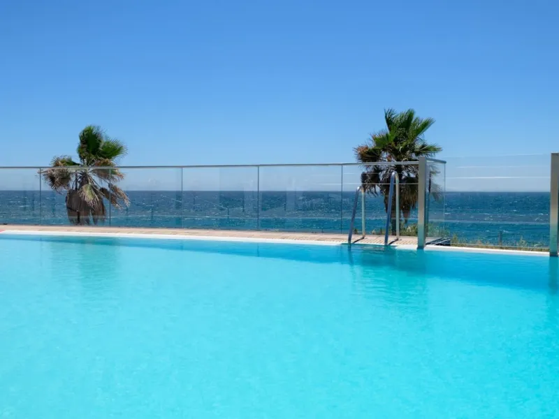 You want to hear the sound of the sea!