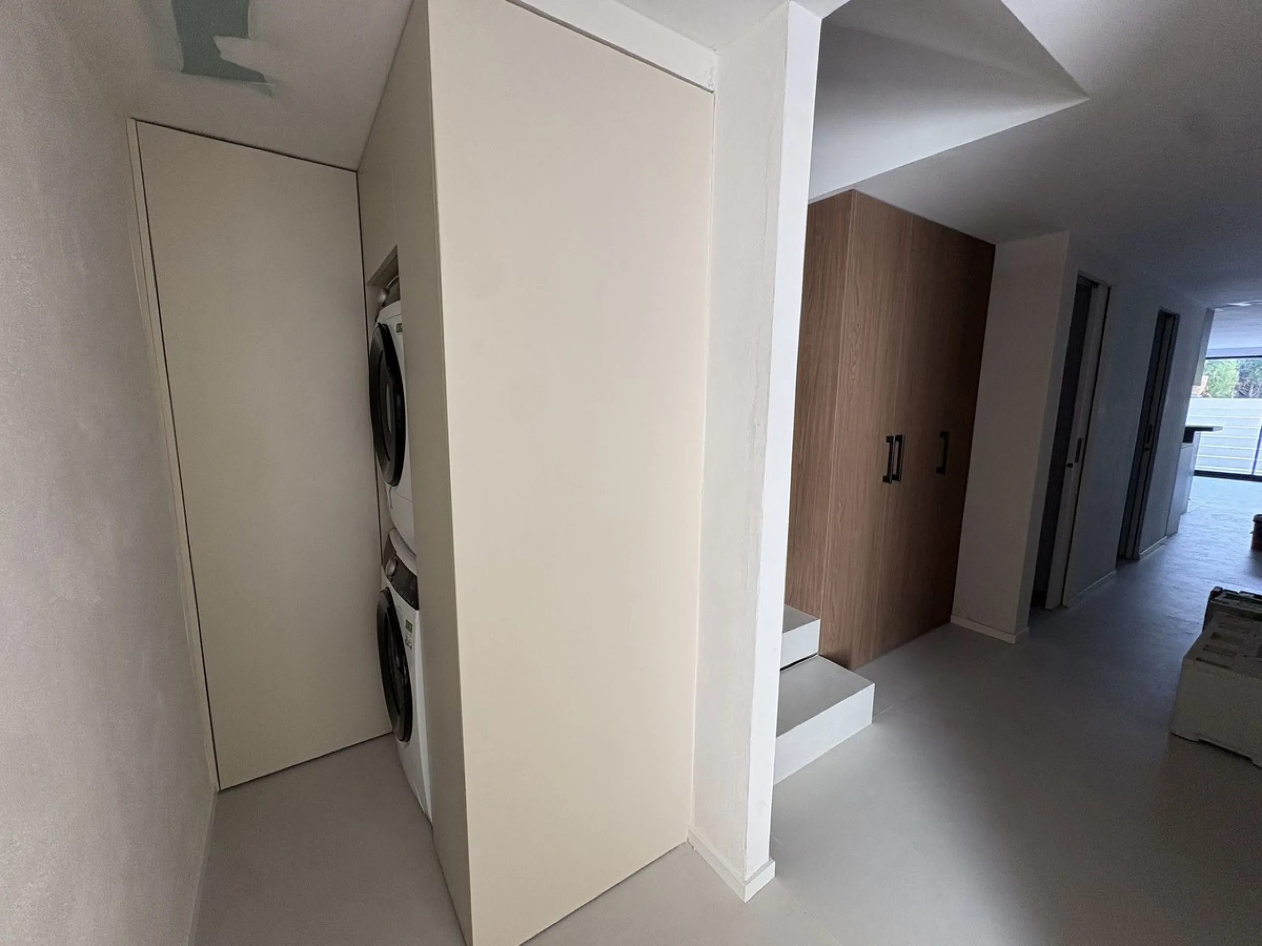 House - Townhouse в продаже в Marbella, Málaga. В доме 4 спален и 5 ванных комнат. Площадь дома 269 м². Площадь участка 60 м²
