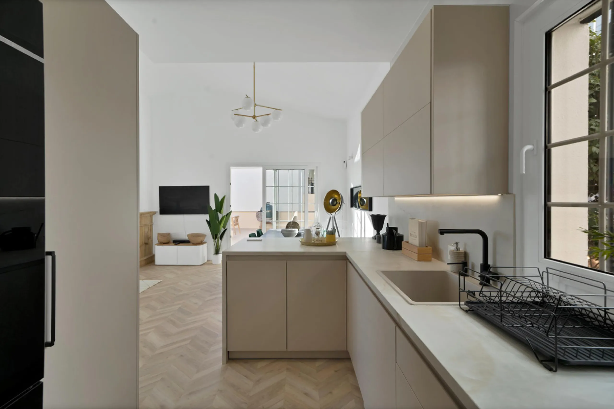 Exquisitely Renovated Townhouse with Sun-Drenched Terrace and Plunge Pool in Aldea Dorada