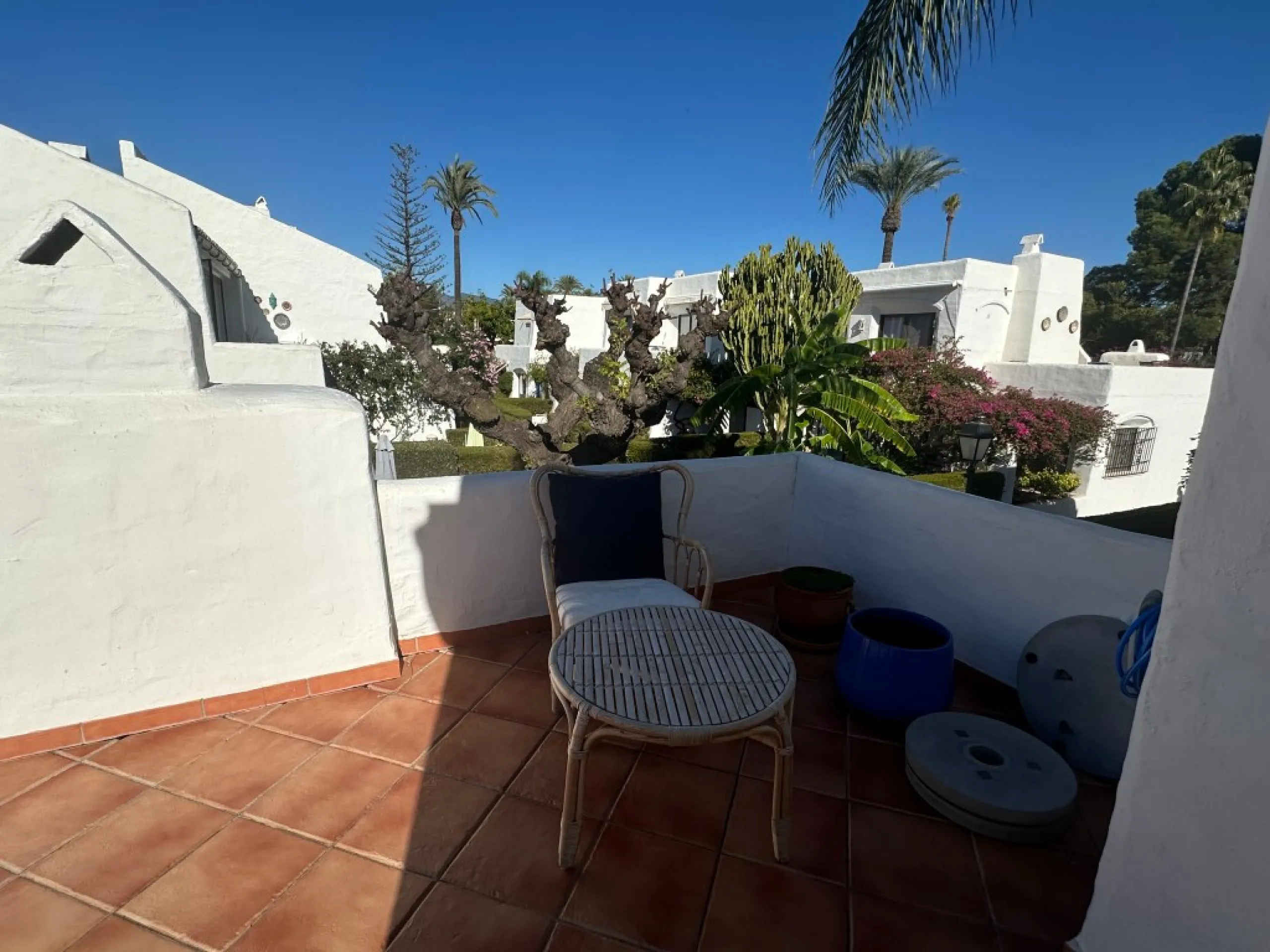 BEACHSIDE Townhouse for Sale in Villa Cana, Estepona – Spacious Outdoor Living & Great Potential