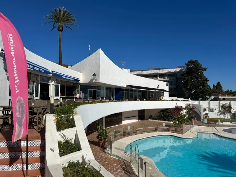 BEACHSIDE Townhouse for Sale in Villa Cana, Estepona – Spacious Outdoor Living & Great Potential