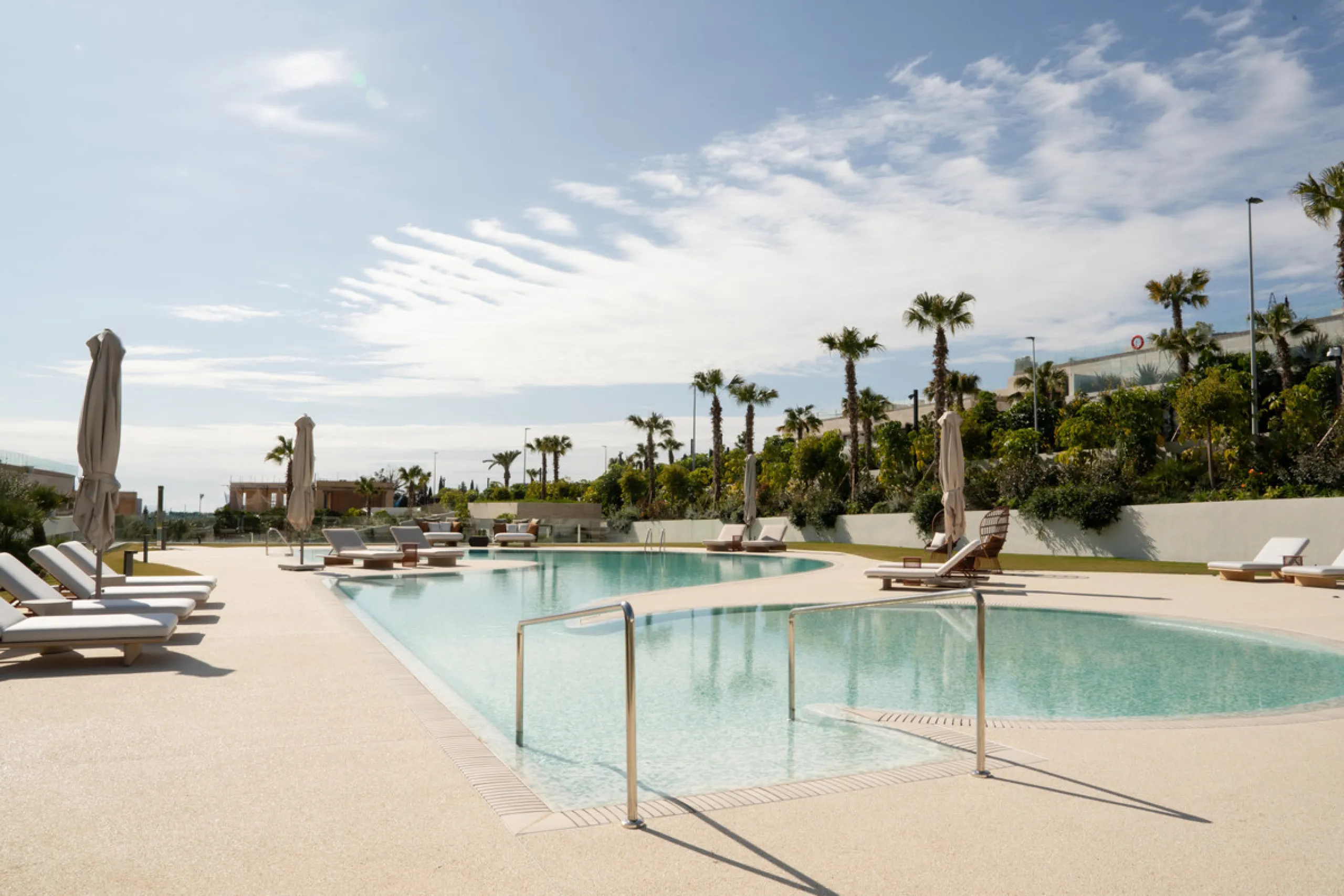 Apartment - Ground Floor Apartment в продаже в Marbella, Málaga. В доме 4 спален и 4 ванных комнат. Площадь дома 286 м²