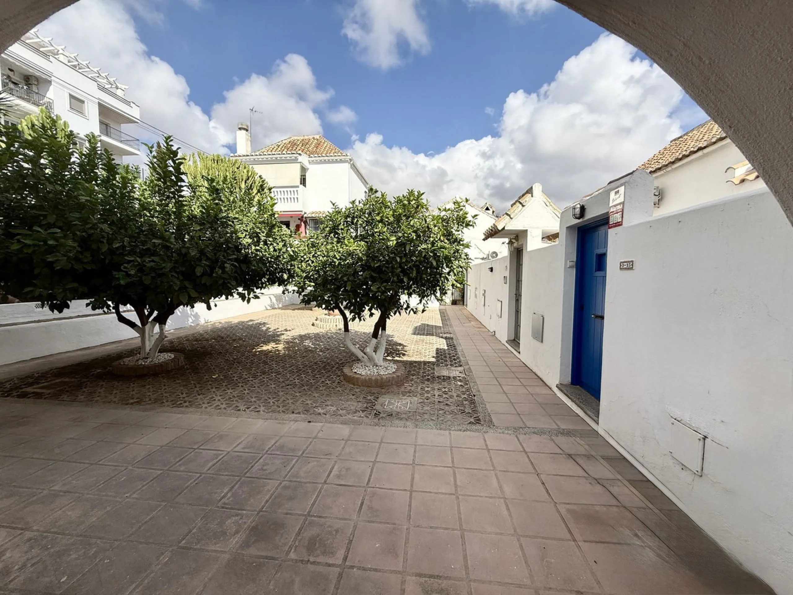 House - Townhouse в продаже в Mijas, Málaga. В доме 3 спален и 2 ванных комнат. Площадь дома 138 м²