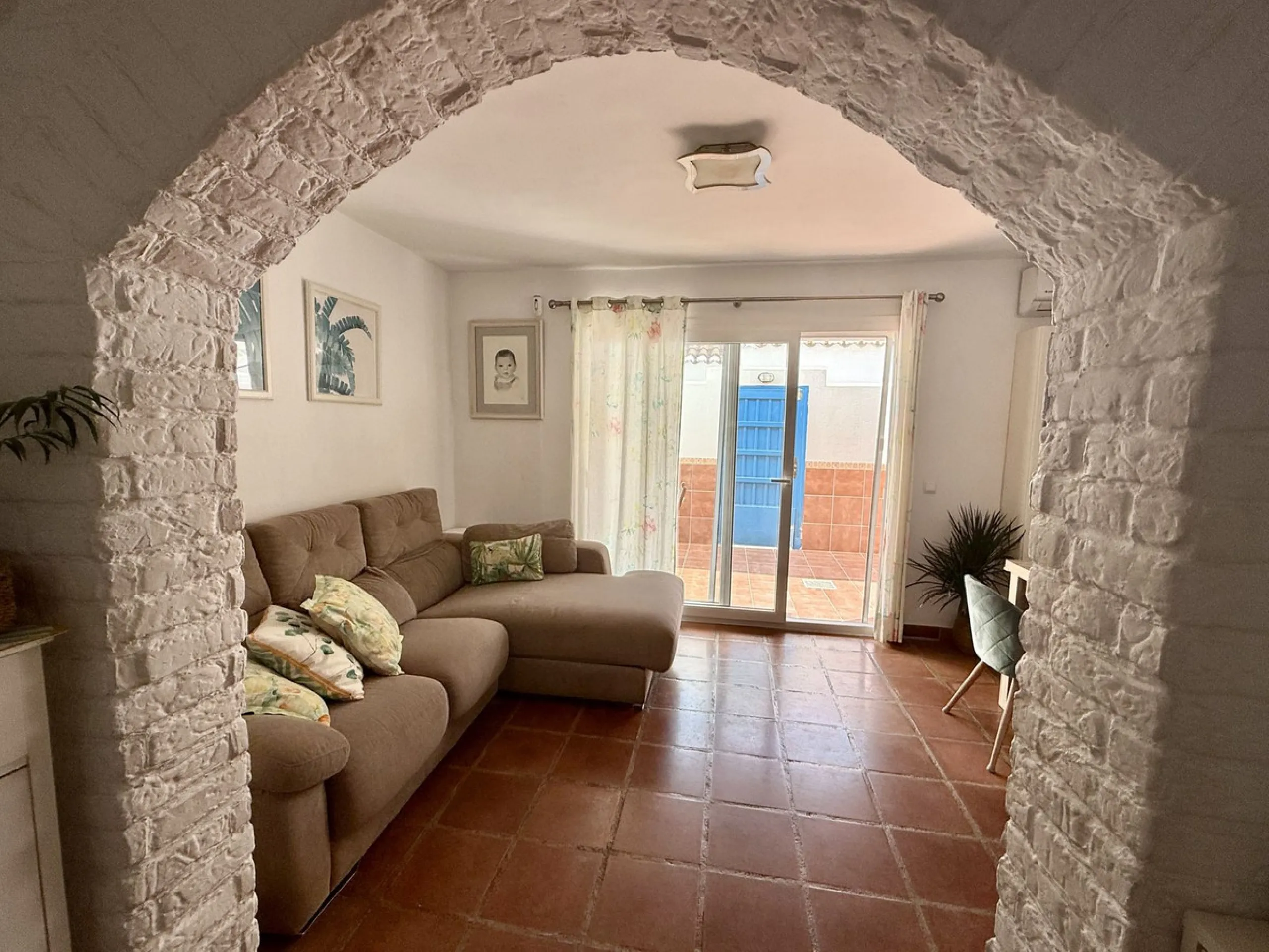 House - Townhouse в продаже в Mijas, Málaga. В доме 3 спален и 2 ванных комнат. Площадь дома 138 м²