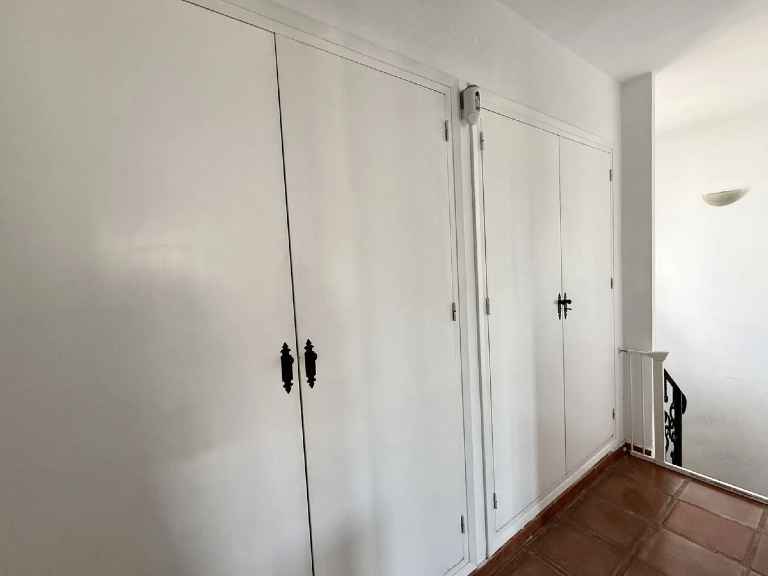 House - Townhouse в продаже в Mijas, Málaga. В доме 3 спален и 2 ванных комнат. Площадь дома 138 м²
