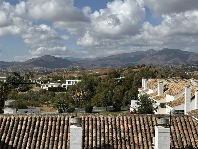 House - Townhouse в продаже в Mijas, Málaga. В доме 3 спален и 2 ванных комнат. Площадь дома 138 м²
