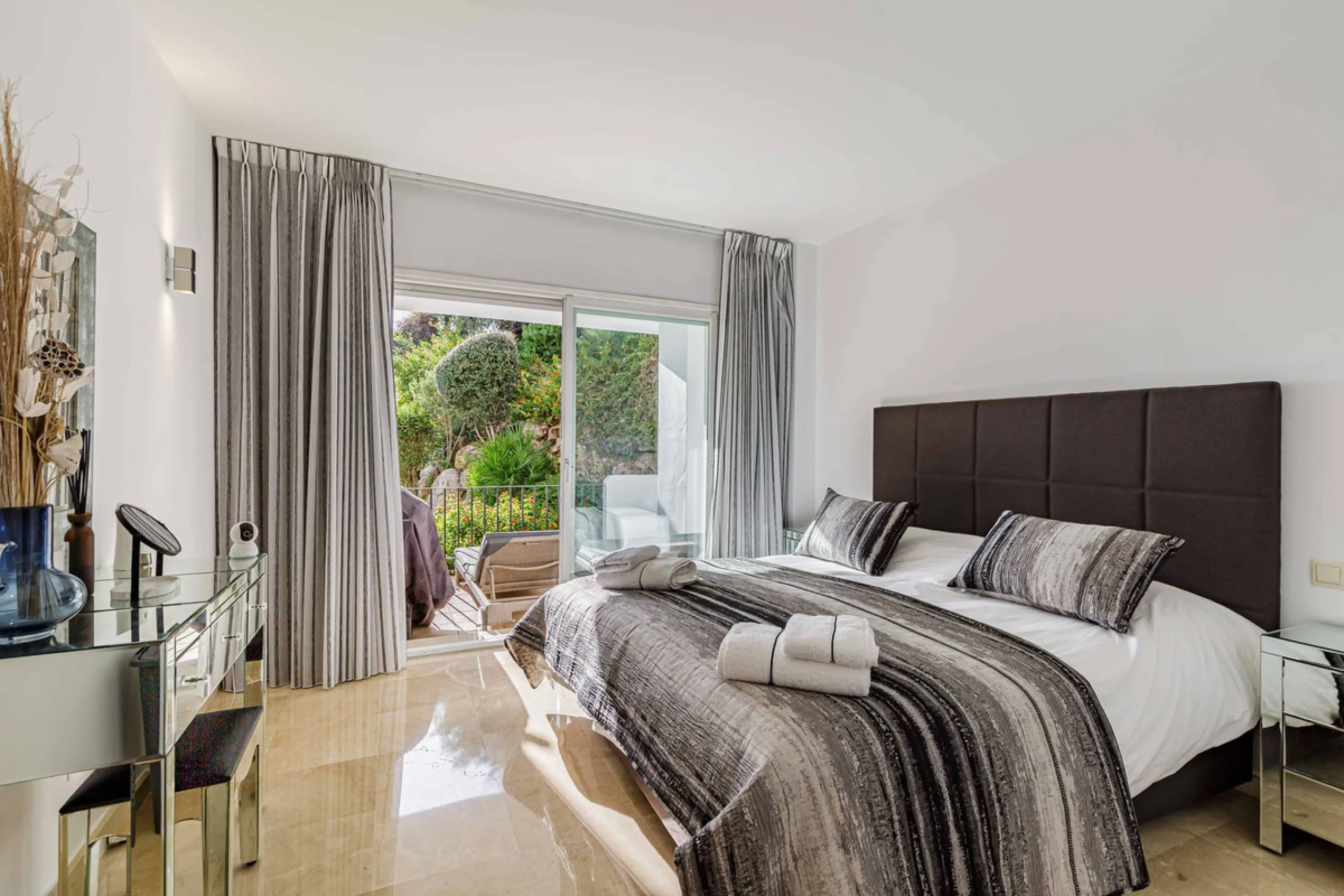 Апартамент нижний этаж, La Quinta, Costa del Sol