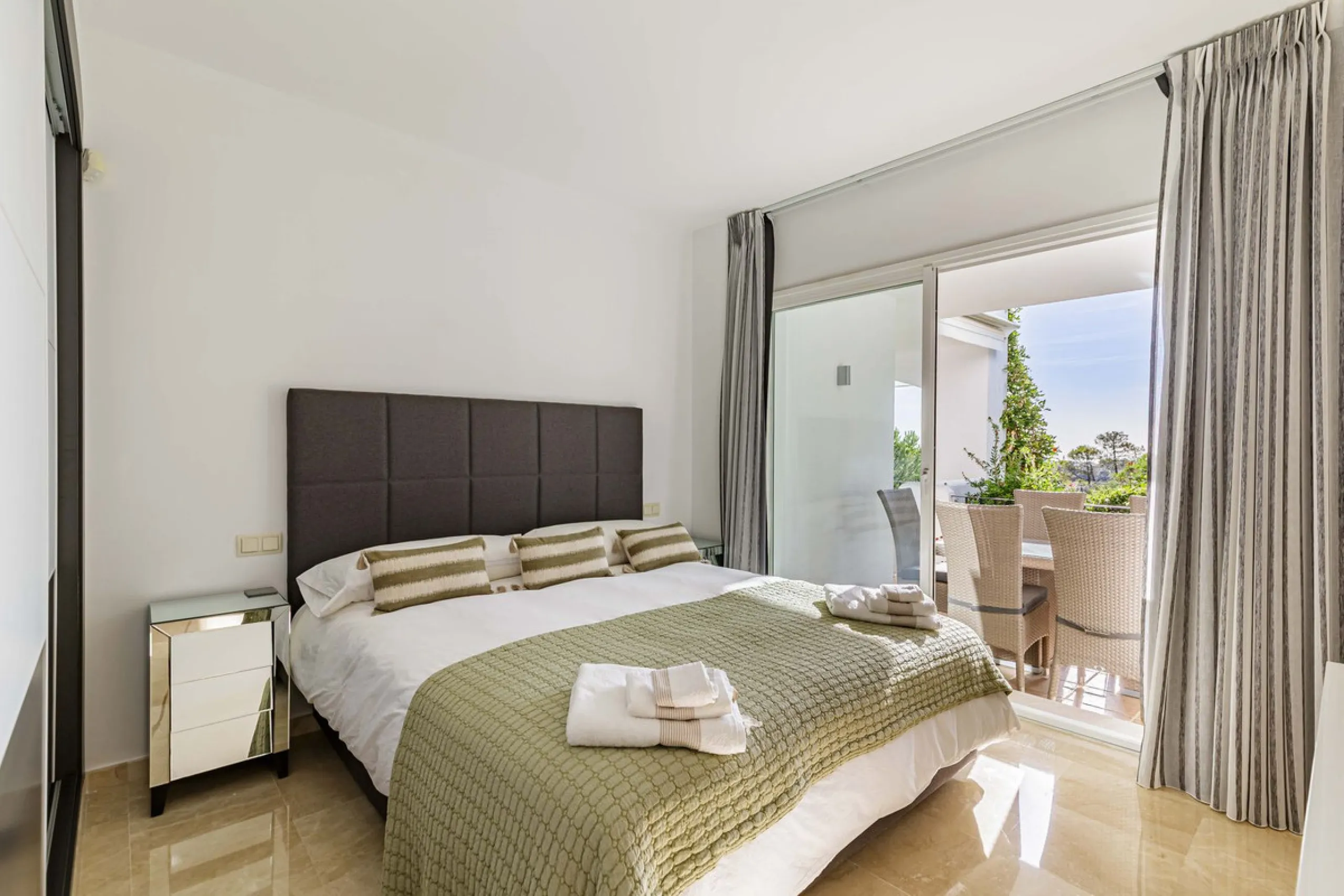 Апартамент нижний этаж, La Quinta, Costa del Sol