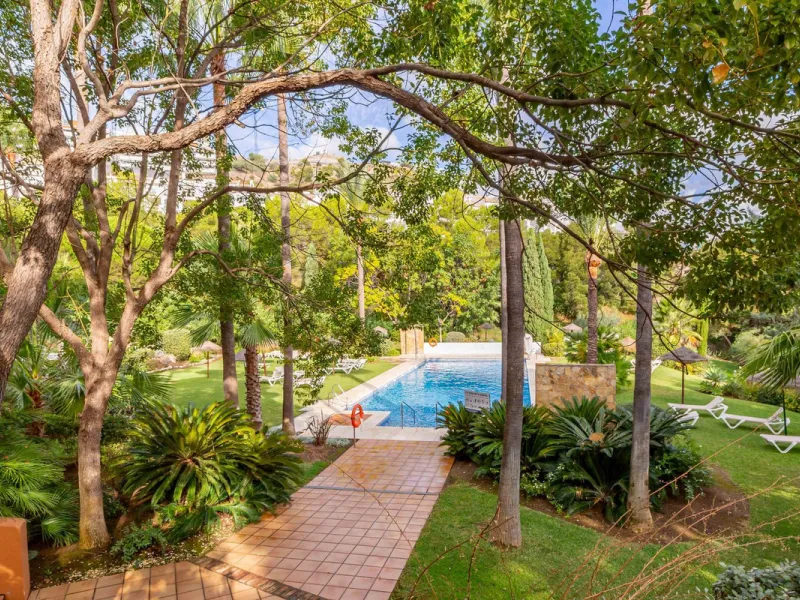 Апартамент нижний этаж, La Quinta, Costa del Sol