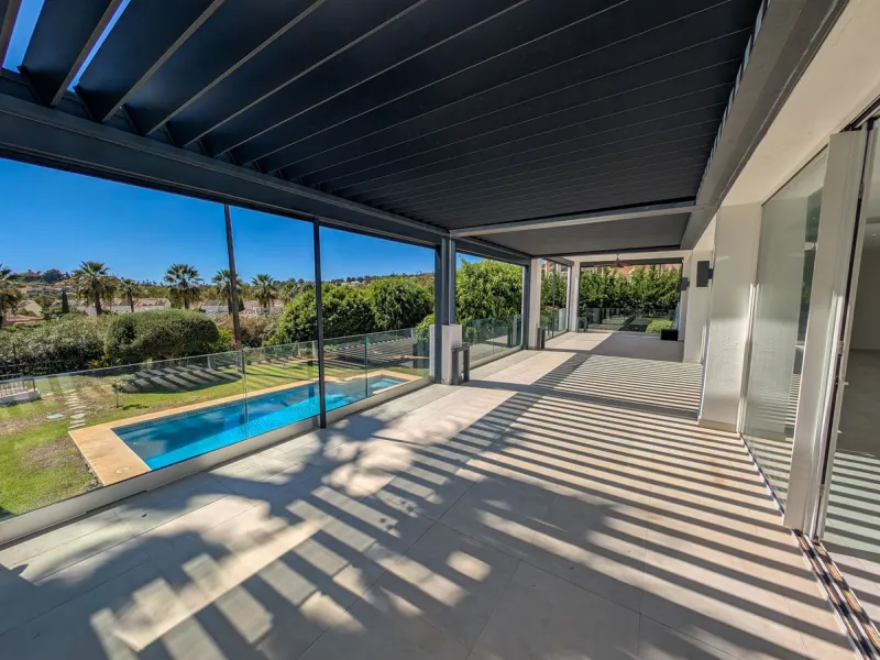 Frontline Golf Villa for Sale in Nueva Andalucía – Los Naranjos