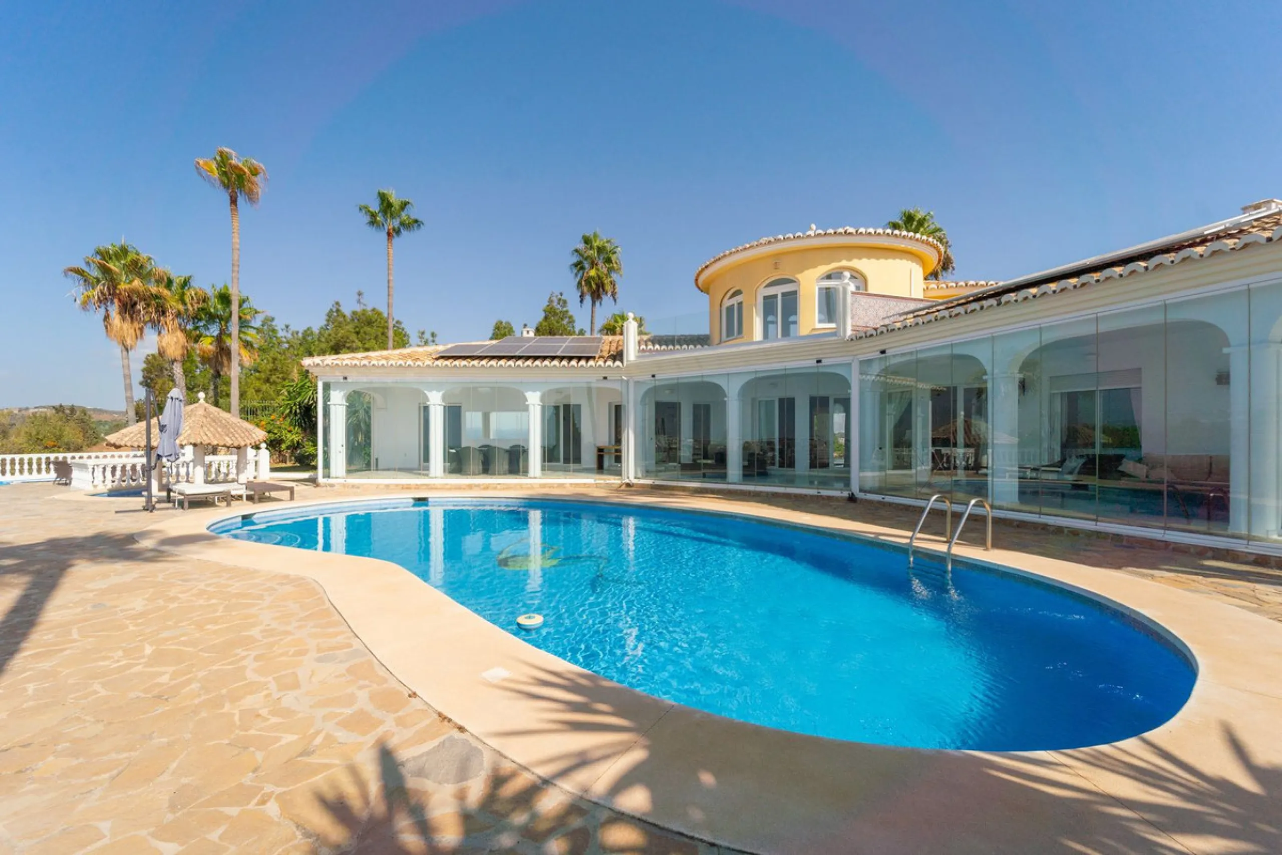 Beautiful South-Facing Five-Bedroom Villa in El Chaparral, Mijas Costa.