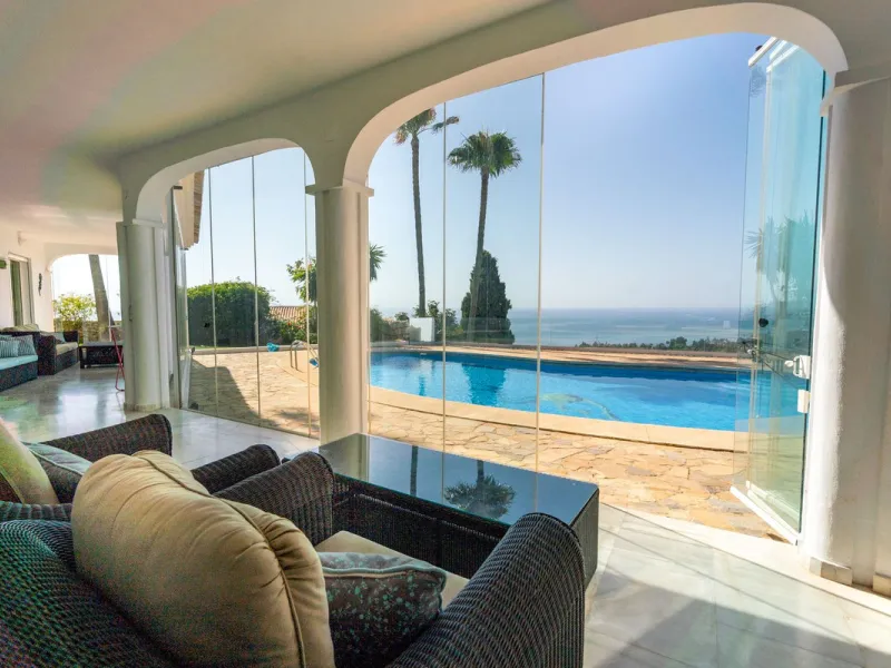 Beautiful South-Facing Five-Bedroom Villa in El Chaparral, Mijas Costa.