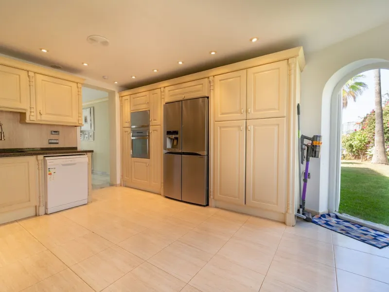 Beautiful South-Facing Five-Bedroom Villa in El Chaparral, Mijas Costa.