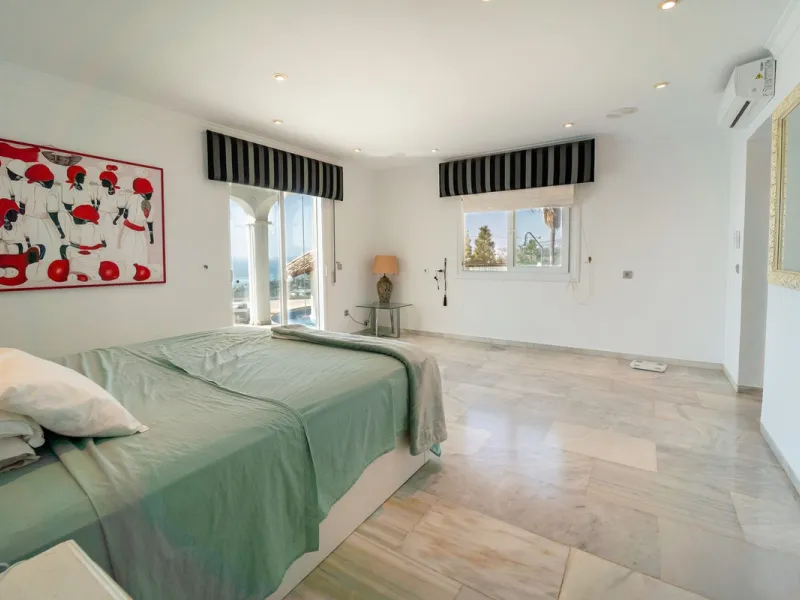 Beautiful South-Facing Five-Bedroom Villa in El Chaparral, Mijas Costa.
