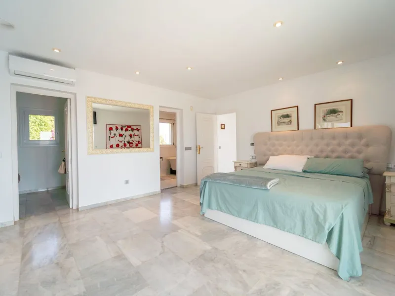 Beautiful South-Facing Five-Bedroom Villa in El Chaparral, Mijas Costa.