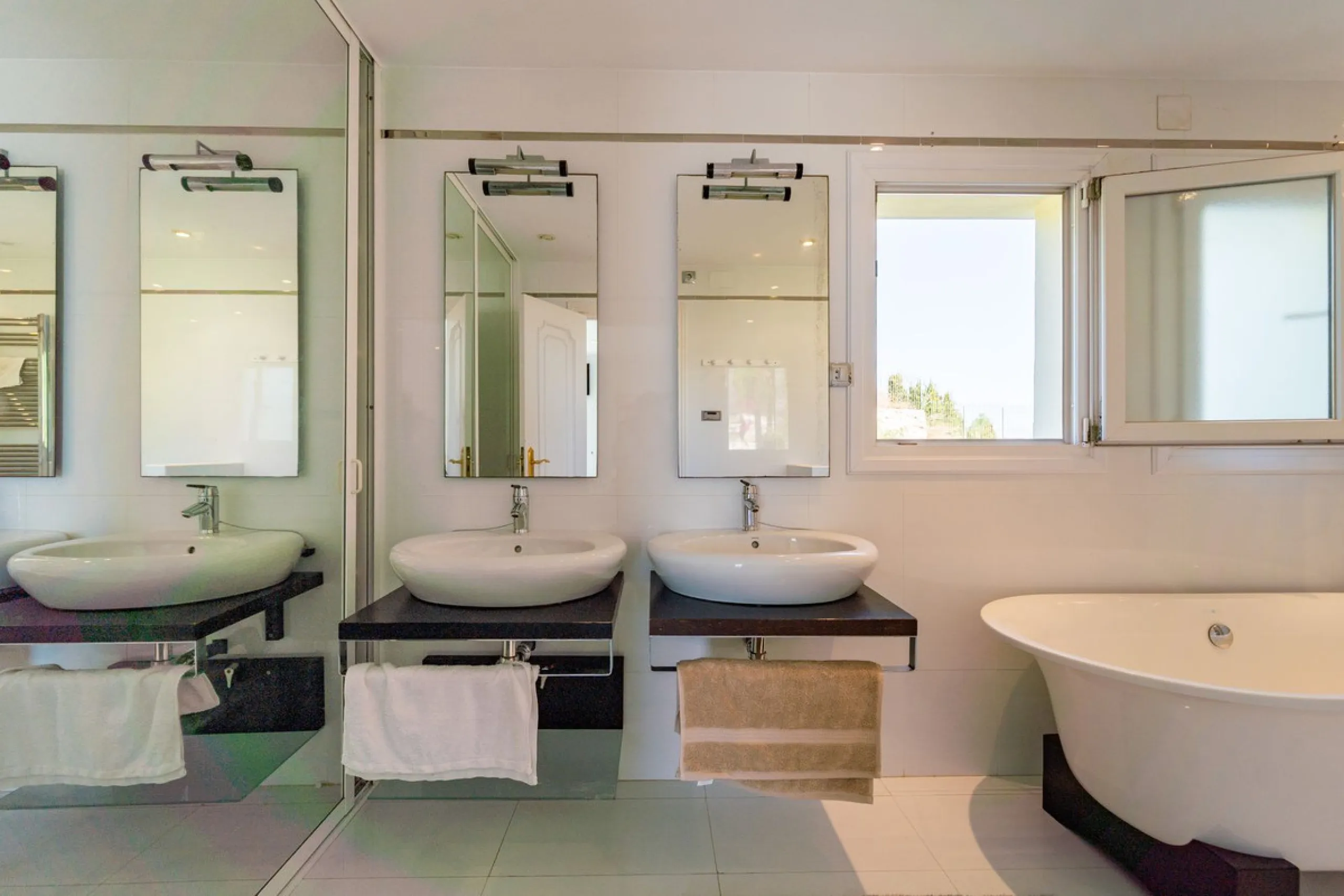 Beautiful South-Facing Five-Bedroom Villa in El Chaparral, Mijas Costa.