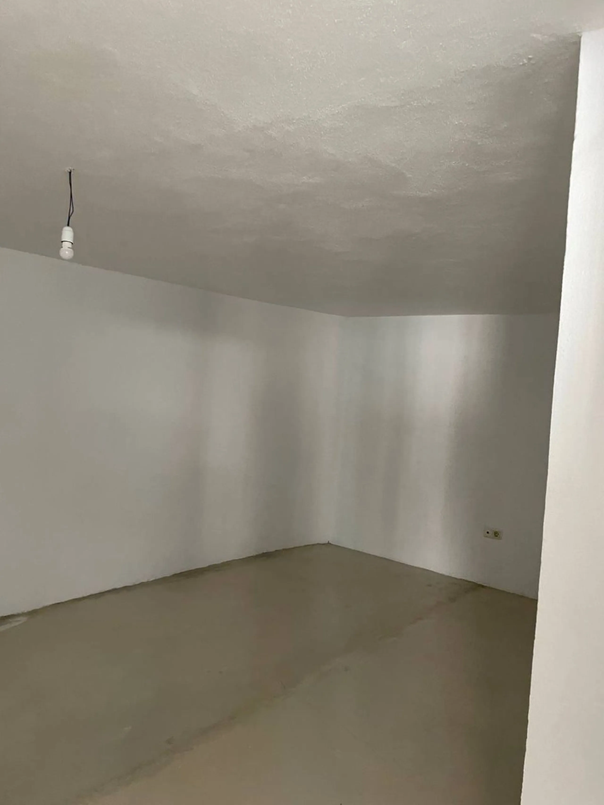 House - Detached Villa в продаже в Marbella, Málaga. В доме 4 спален и 3 ванных комнат. Площадь дома 400 м²