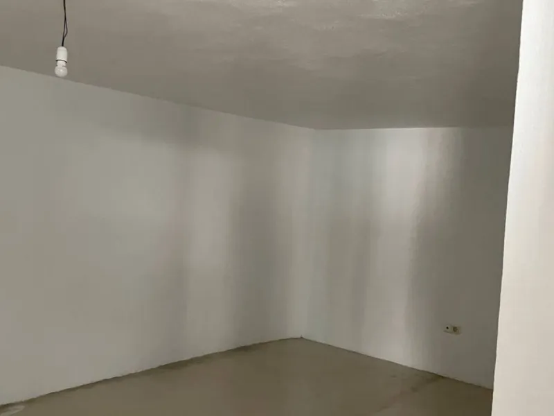 House - Detached Villa в продаже в Marbella, Málaga. В доме 4 спален и 3 ванных комнат. Площадь дома 400 м²