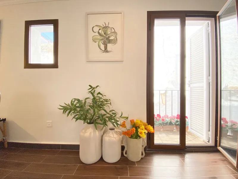 Charming house in the old town, with a stunning sunny terrace and beautiful views of the historic center.