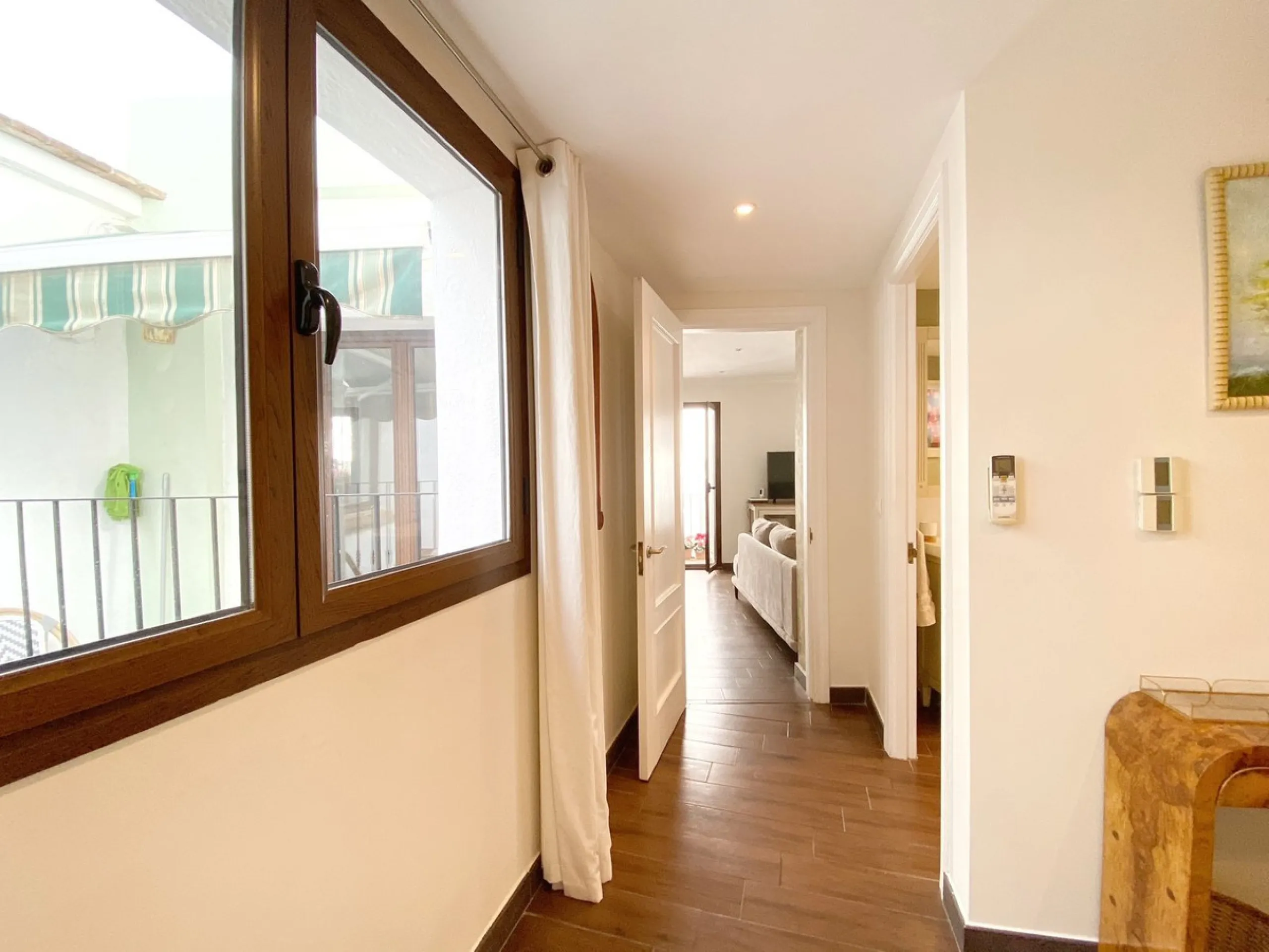 Charming house in the old town, with a stunning sunny terrace and beautiful views of the historic center.