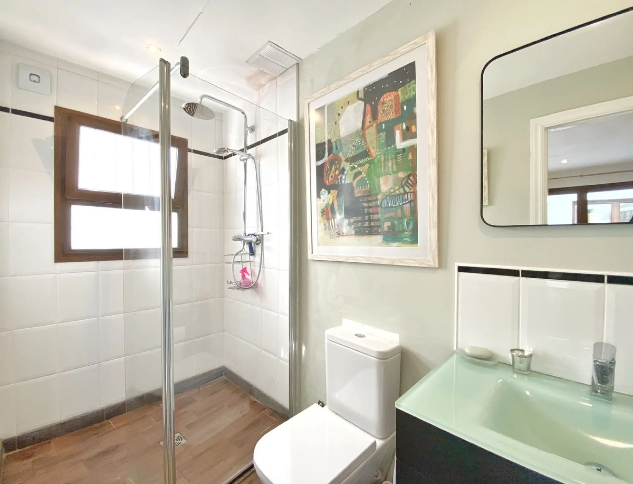Charming house in the old town, with a stunning sunny terrace and beautiful views of the historic center.